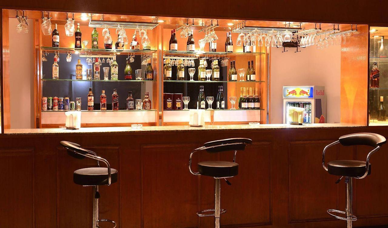 苏尔海滩假日度假酒店 外观 照片